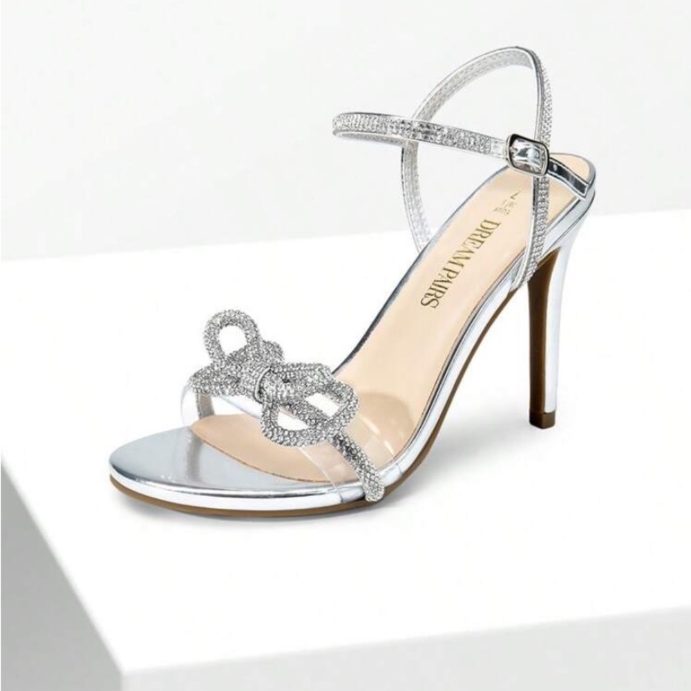 Silver strappy rhinestone open toe
High heels